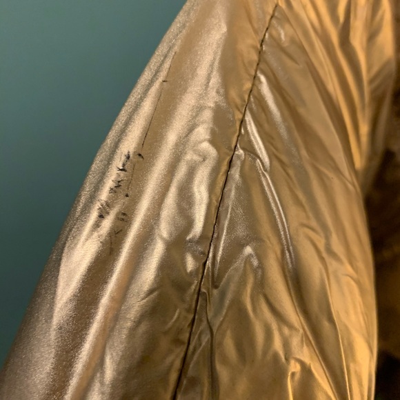 GAP Gold Puffer - Picture 5 of 6